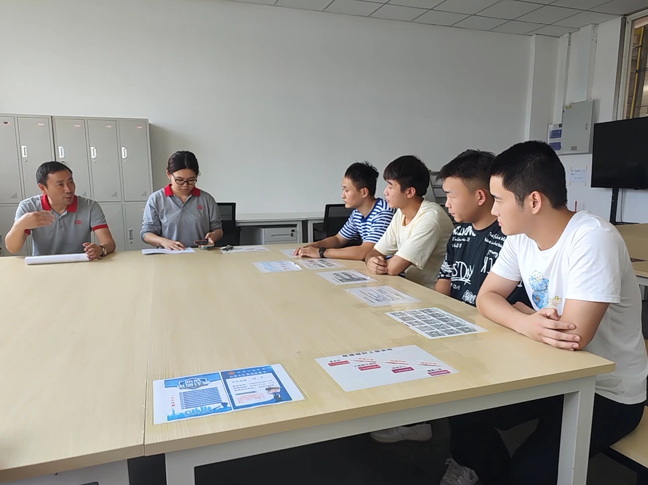 奇瑞超级二工厂启动面试流程，图塔学员亲探未来汽车制造前沿